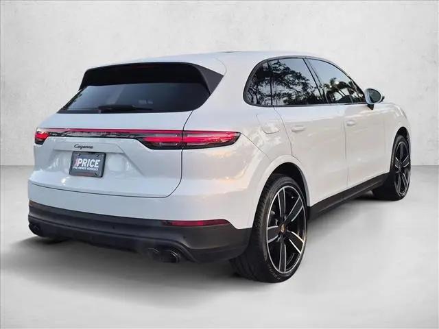 2023 Porsche Cayenne Platinum Edition