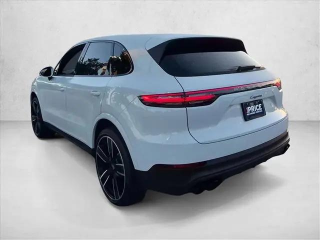 2023 Porsche Cayenne Platinum Edition