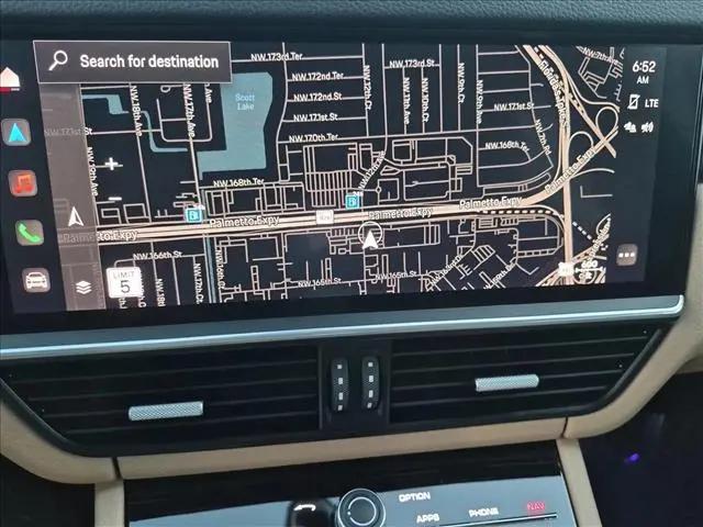 2023 Porsche Cayenne Platinum Edition