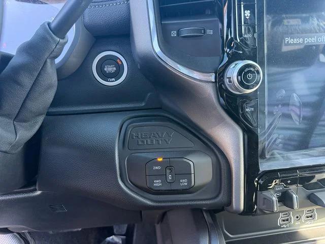 2026 Ram 3500 Laramie Crew Cab 4x4 64 Box