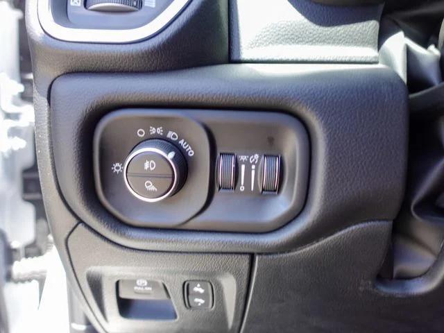 2026 Ram 1500 Laramie Crew Cab 4x4 57 Box