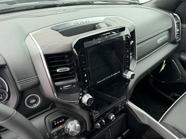 2026 Ram 1500 Laramie Crew Cab 4x4 57 Box