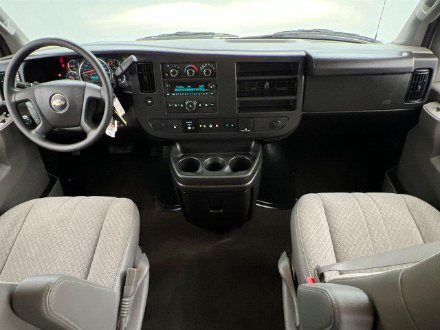 2025 Chevrolet Express Passenger RWD 3500 Extended Wheelbase LT