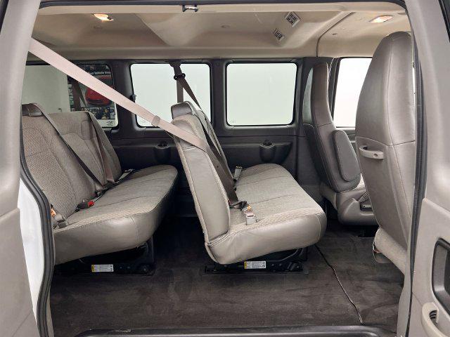 2025 Chevrolet Express Passenger RWD 3500 Extended Wheelbase LT