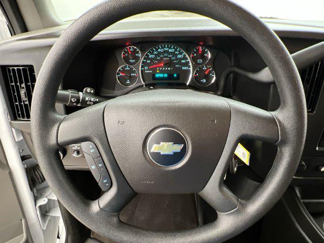 2025 Chevrolet Express Passenger RWD 3500 Extended Wheelbase LT