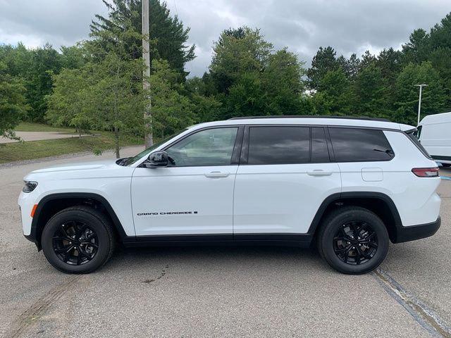 2026 Jeep Grand Cherokee L GRAND CHEROKEE L LAREDO ALTITUDE 4X4