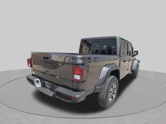 2026 Jeep Gladiator GLADIATOR SAHARA 4X4 2026 Jeep Gladiator GLADIATOR SAHARA 4X4