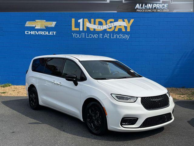 2024 Chrysler Pacifica Hybrid S Appearance Pkg for sale in Front Royal, VA