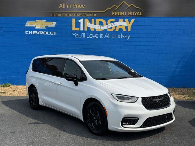 2024 Chrysler Pacifica Hybrid S Appearance Pkg for sale in Front Royal, VA