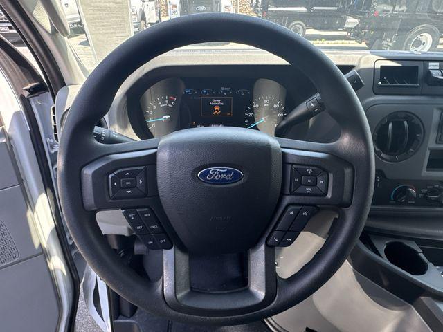 2027 Ford E-Series Cutaway Base