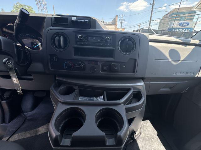 2027 Ford E-Series Cutaway Base