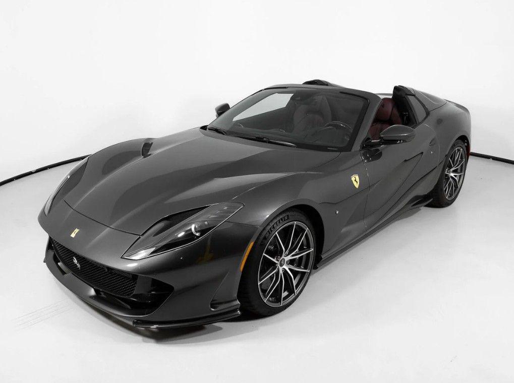 2023 Ferrari 812 -'s photo
