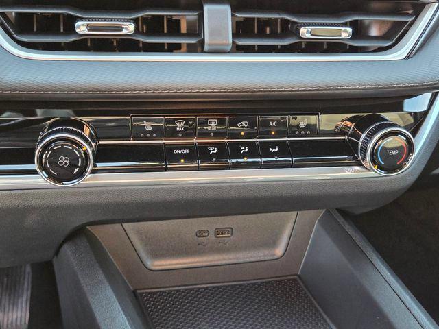 2027 Chevrolet Equinox LT - Photo 13