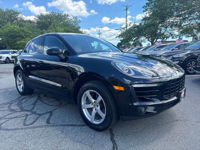 2017 Porsche Macan Base