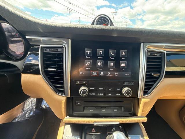 2017 Porsche Macan Base