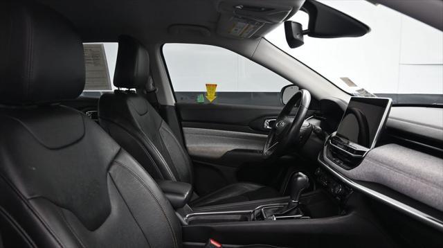 2022 Jeep Compass Latitude Lux 4x4