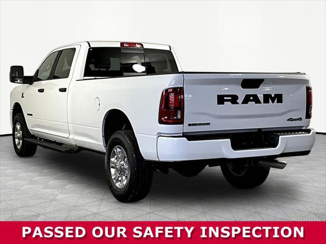 2025 Ram 3500 Big Horn Crew Cab 4x4 8' Box