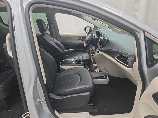 2024 Chrysler Pacifica Touring L AWD