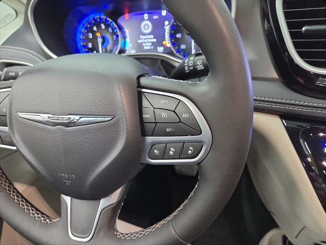 2024 Chrysler Pacifica Touring L AWD