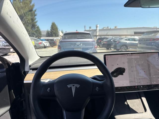 2021 Tesla Model 3 Standard Range Plus Rear-Wheel Drive