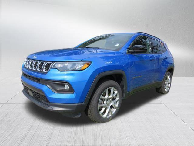 2024 Jeep Compass Latitude Lux FWD