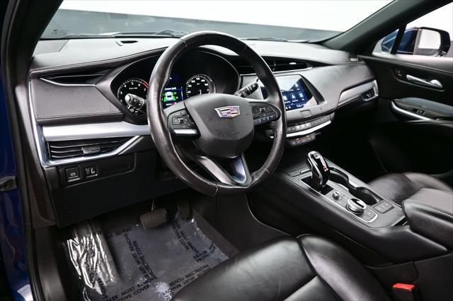 2021 Cadillac XT4 AWD Premium Luxury