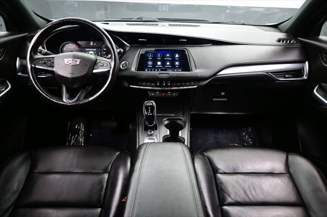 2021 Cadillac XT4 AWD Premium Luxury