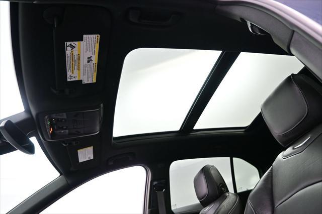 2021 Cadillac XT4 AWD Premium Luxury