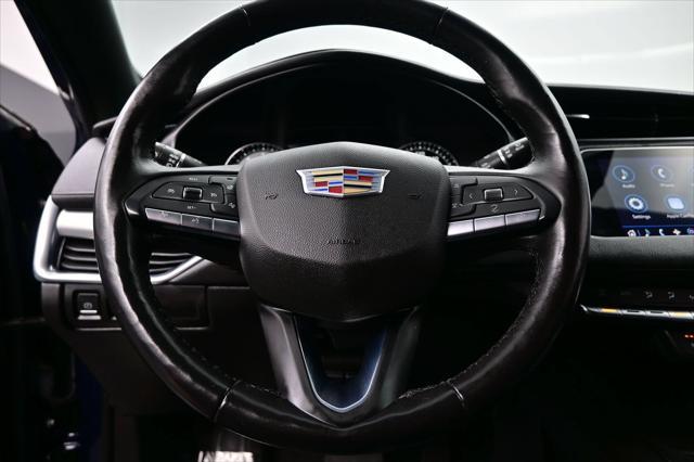 2021 Cadillac XT4 AWD Premium Luxury
