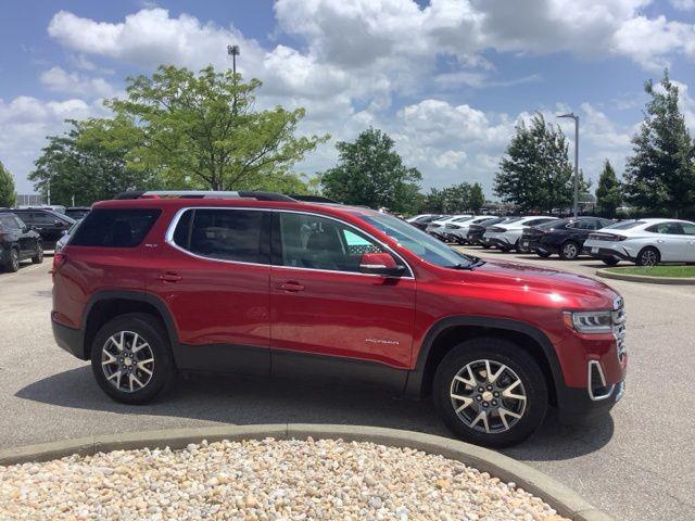 2023 GMC Acadia AWD SLT