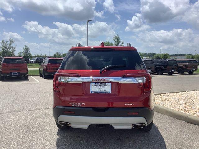 2023 GMC Acadia AWD SLT