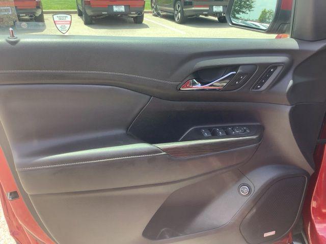 2023 GMC Acadia AWD SLT
