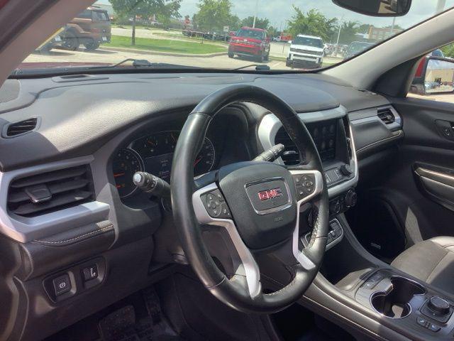 2023 GMC Acadia AWD SLT