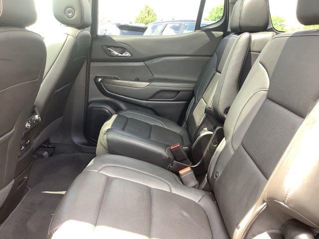 2023 GMC Acadia AWD SLT