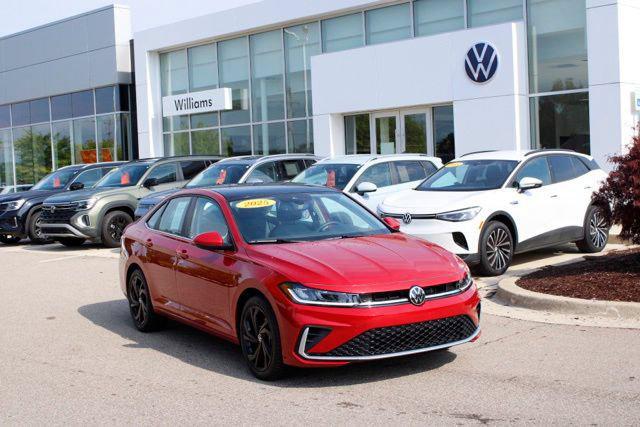 2025 Volkswagen Jetta 1.5T SE for sale in LANSING, MI