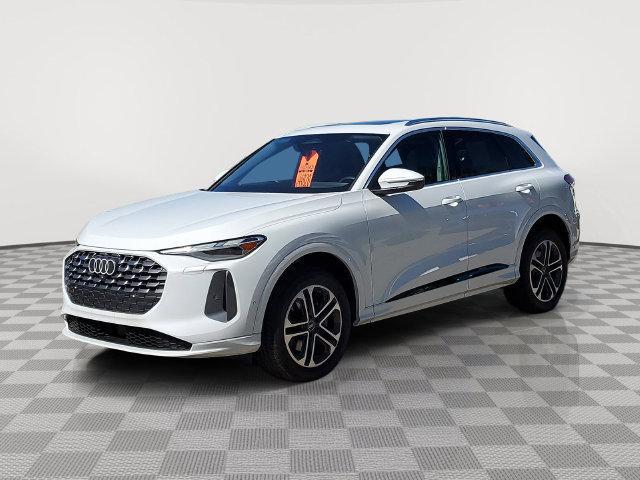 2025 Audi Q5 Premium TFSI quattro S tronic