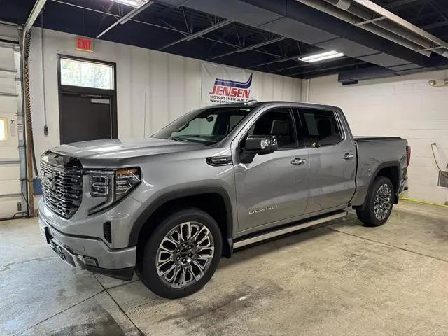 2025 GMC Sierra 1500 4WD Crew Cab Short Box Denali Ultimate for sale in New Ulm, MN