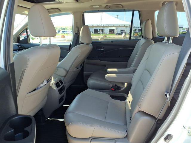 2021 Honda Pilot AWD Elite