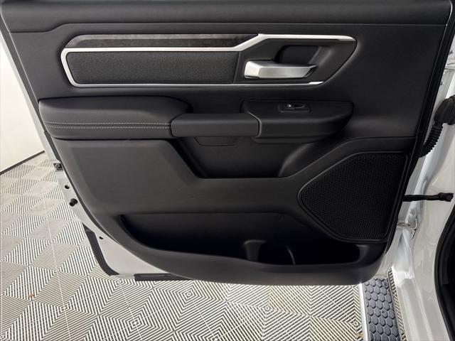 2022 Ram 1500 Big Horn Crew Cab 4x4 5'7" Box