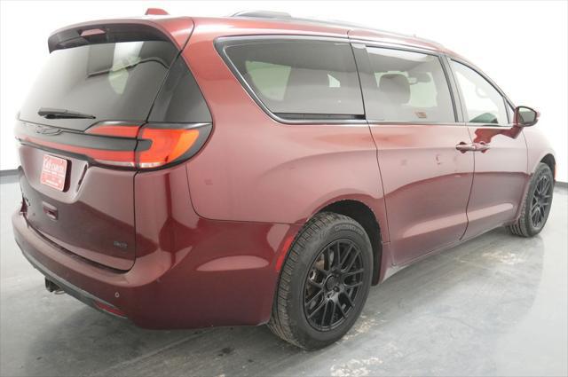 2021 Chrysler Pacifica Touring L AWD