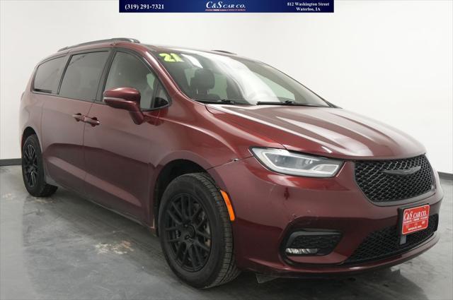 2021 Chrysler Pacifica Touring L AWD for sale in WATERLOO, IA
