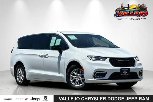 2024 Chrysler Pacifica Touring L for sale in Vallejo, CA