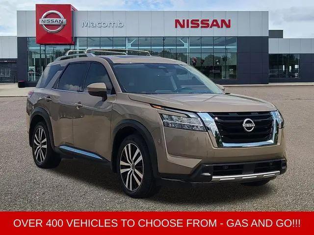 2023 Nissan Pathfinder Platinum 4WD for sale in Clinton Township, MI