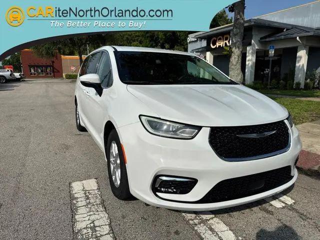 2023 Chrysler Pacifica Touring L for sale in Sanford, FL