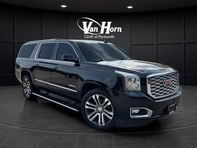 2018 GMC Yukon XL Denali for sale in Plymouth, WI