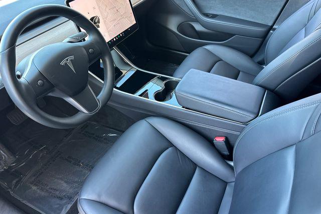 2019 Tesla Model 3 Standard Range Plus
