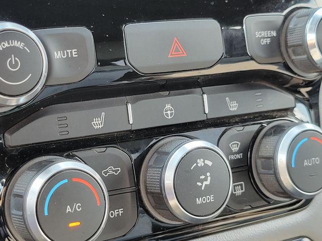2022 Ram 1500 Big Horn Crew Cab 4x4 5'7" Box
