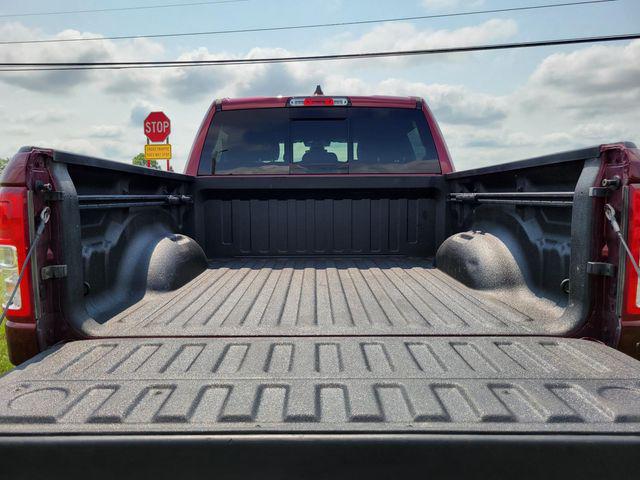 2022 Ram 1500 Big Horn Crew Cab 4x4 5'7" Box