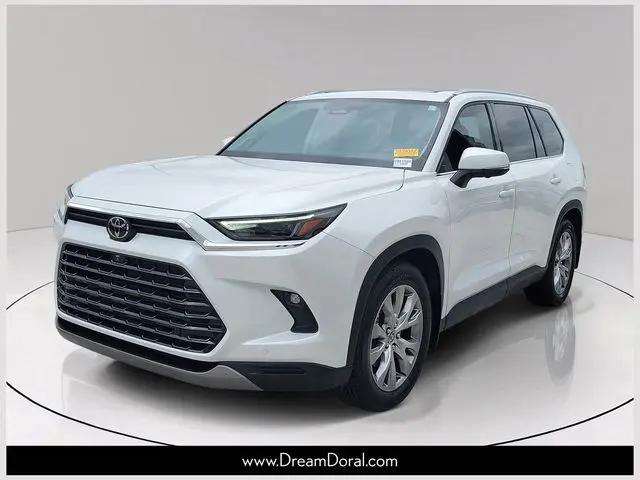 2024 Toyota Grand Highlander Limited for sale in Doral, FL