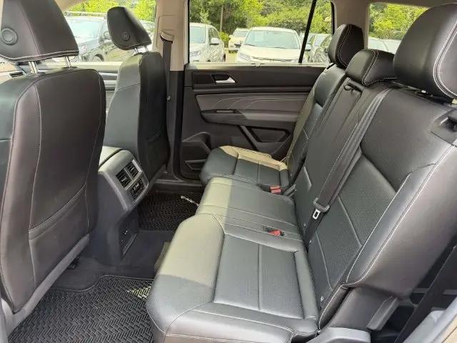 2023 Volkswagen Atlas 3.6L V6 SE w/Technology